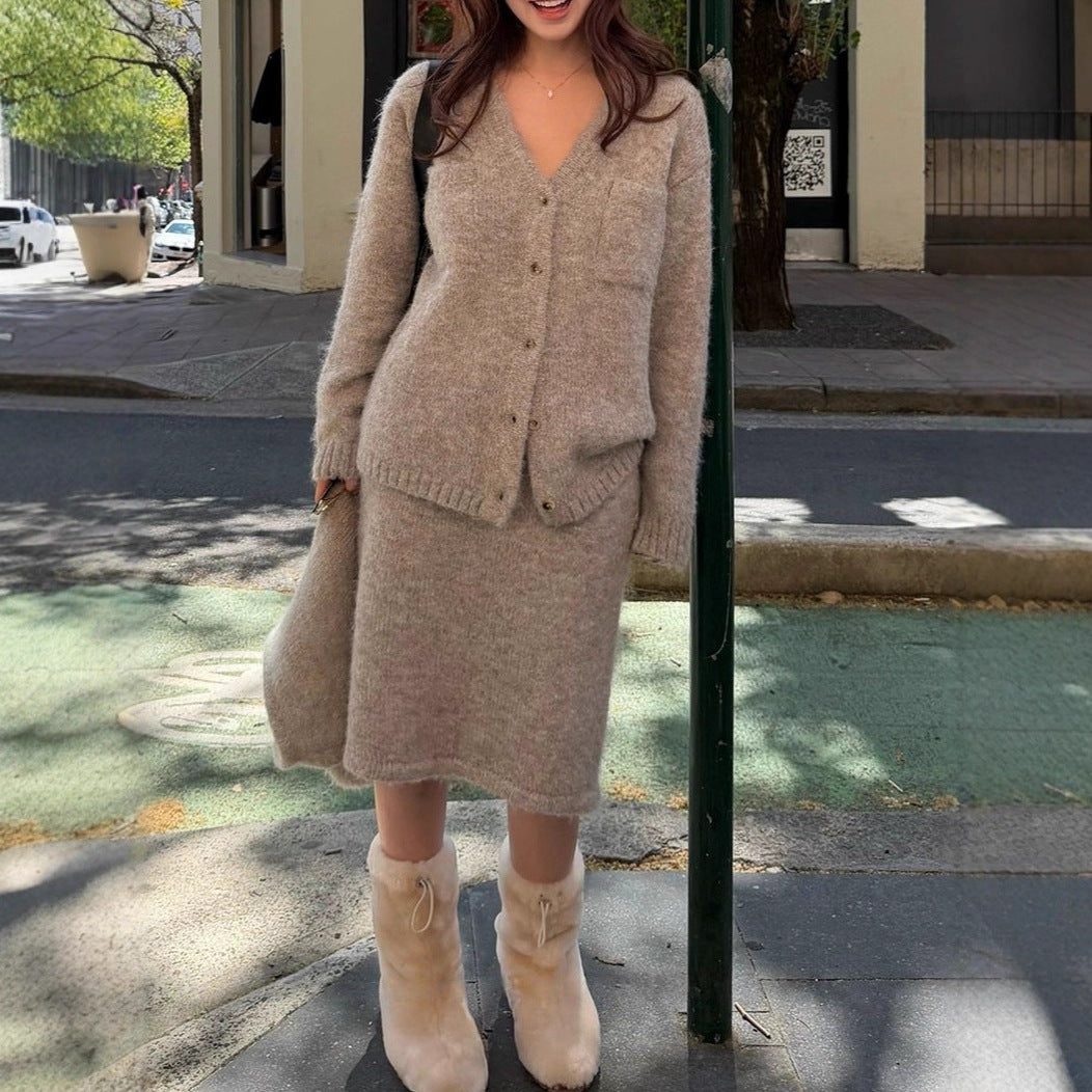 Ensemble Cardigan & Jupe Mi-Longue Coupe H Femme — Casual Chic