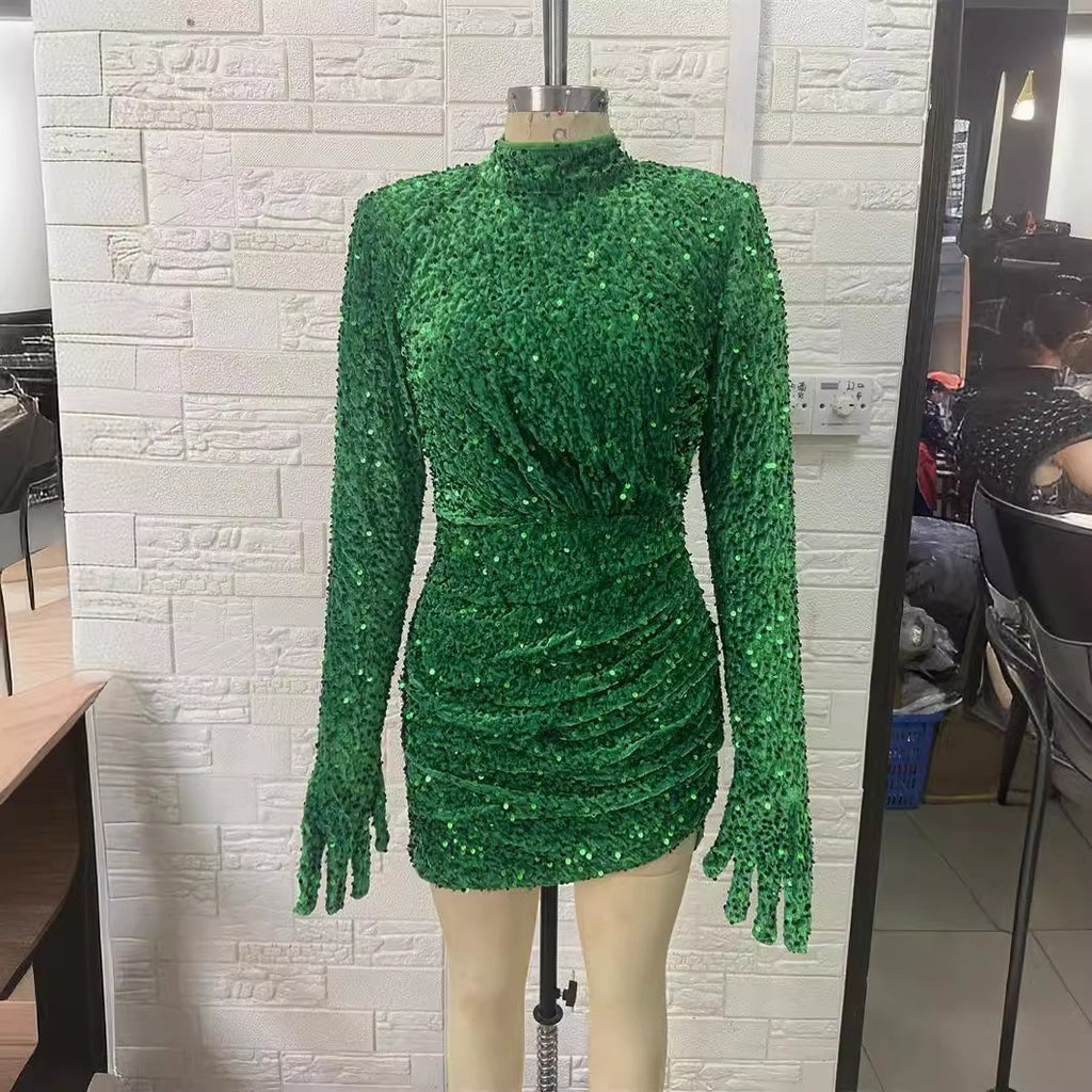 Robe Longue Sequins Verts Col Haut — Soirée & Performance