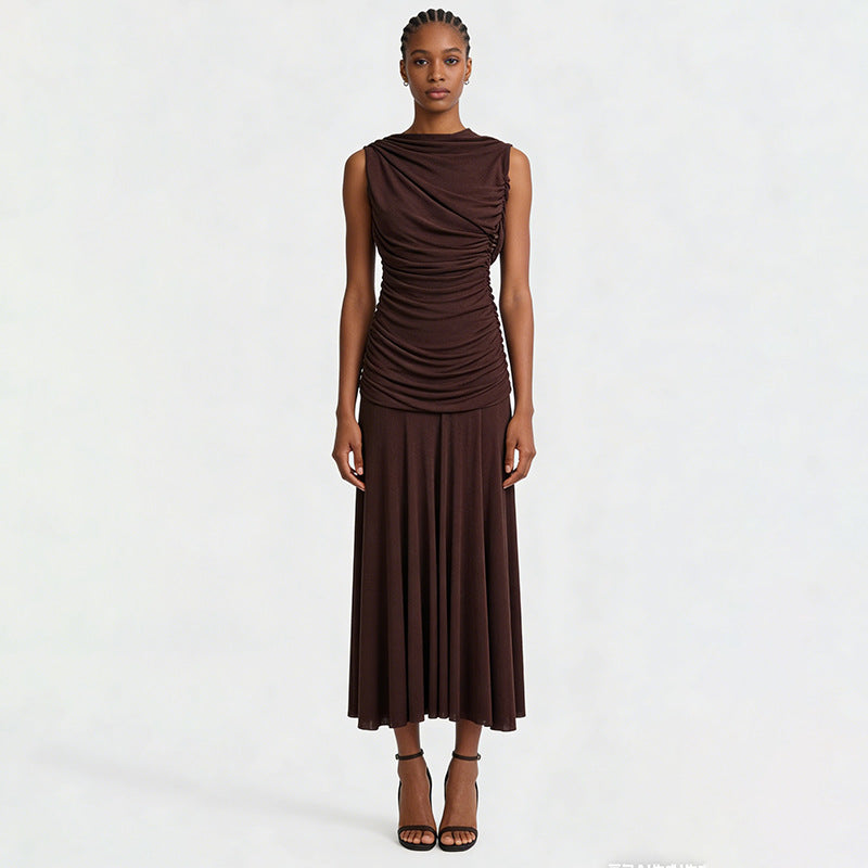 Robe Longue Sans Manches Col Entassé Taille Cinée — Femme