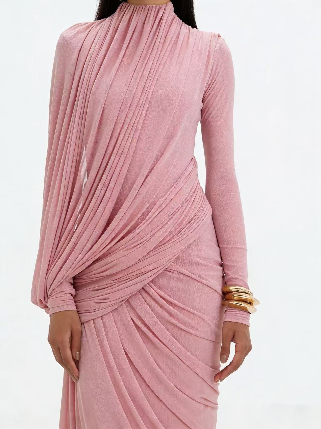 Robe Longue Plissée Taille Haute — Élégance Intemporelle