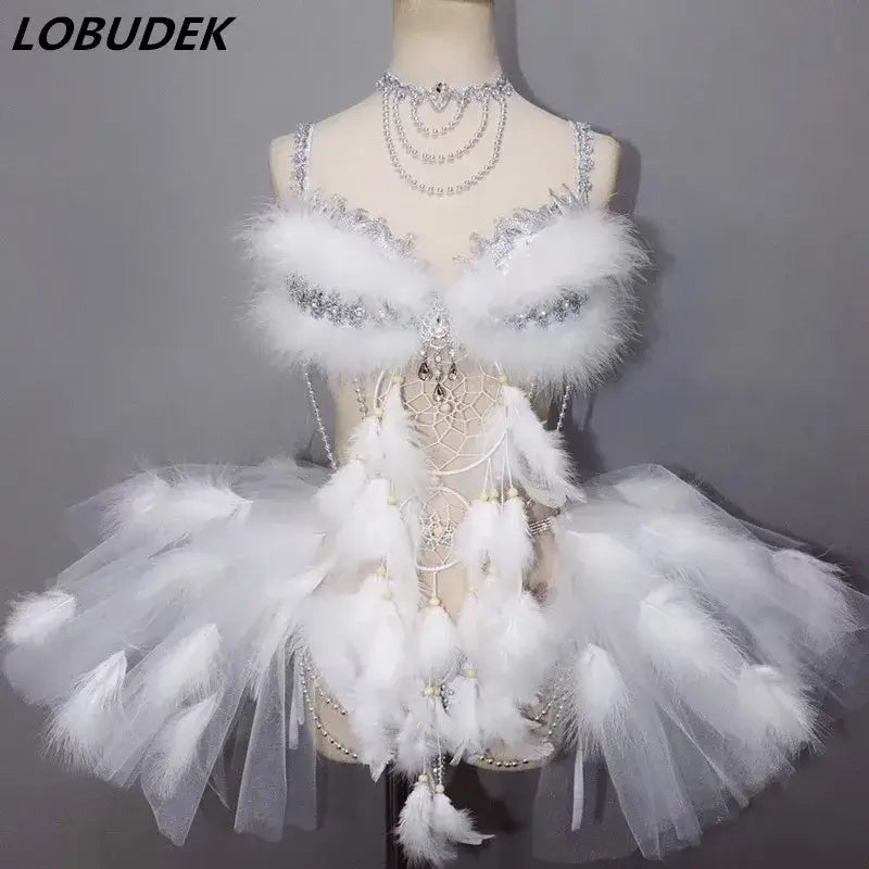 Bikini Plumes Blanches Cristaux Jupe Bulle — Costume Scène Festival