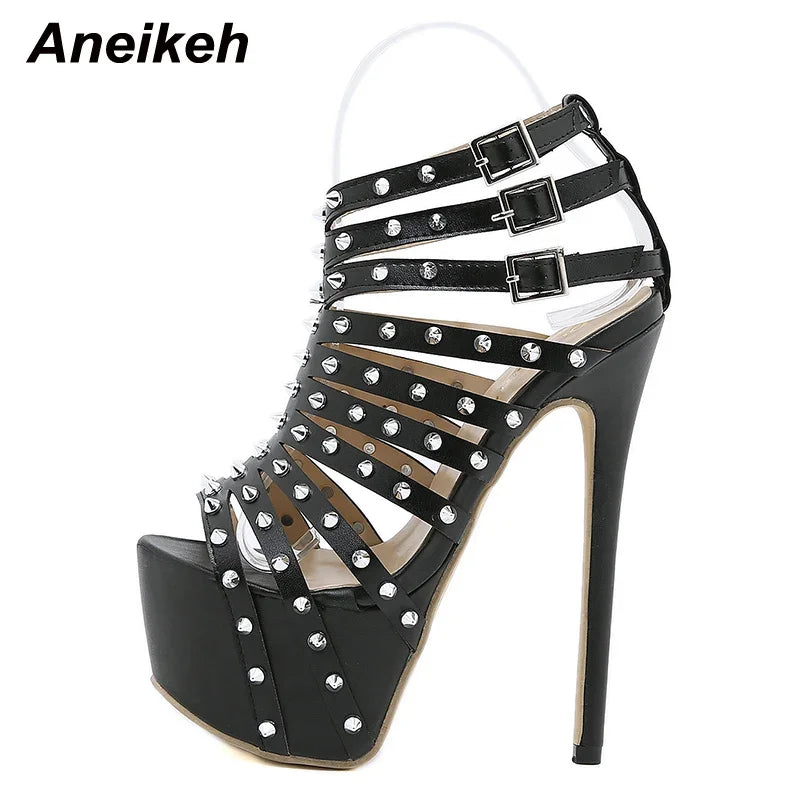 Sandales Gladiateur Aneikeh 17.5cm — Rivets, Plateforme, Talon Fin