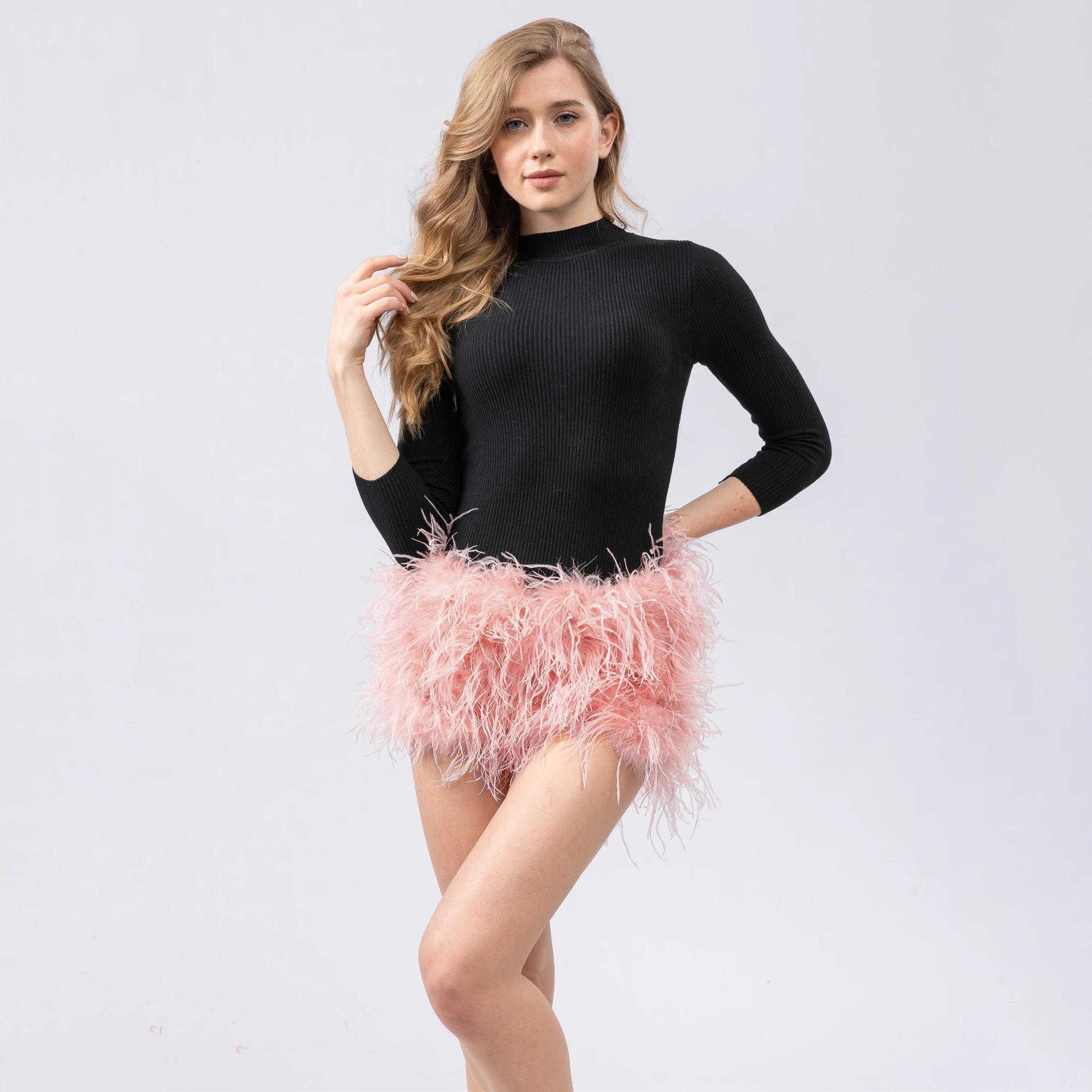 Short Fourrure Autruche Femme — Club Festival Sexy Fluffy