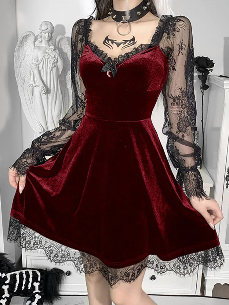 Mini Robe Gothic Lolita Velours Dentelle Col V — Édition Classique