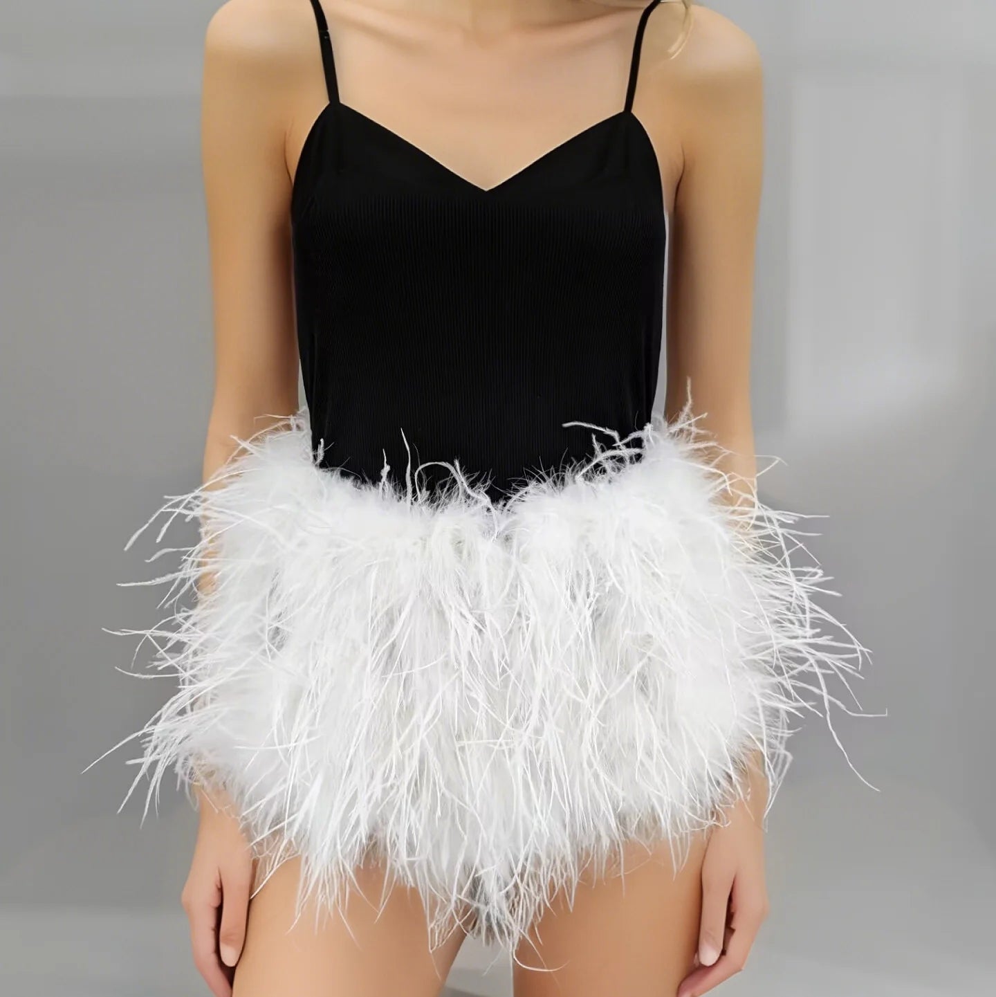 Short Fourrure Autruche Femme — Club Festival Sexy Fluffy
